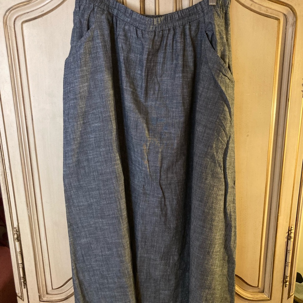 Curator SF fawn skirt black denim 100% cotton